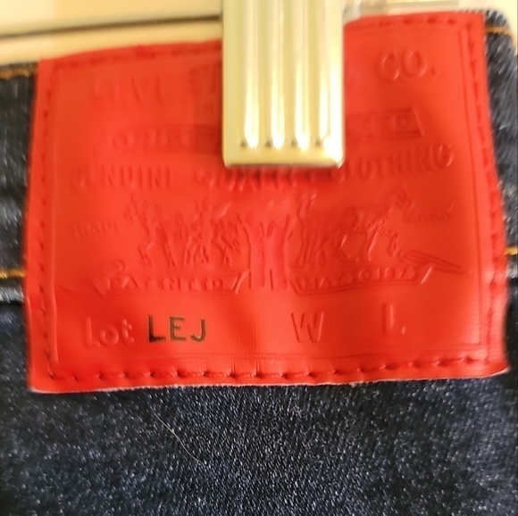 Levi's Engineered Balloon Leg Jeans Women's 30 High Rise Cropped Wide Leg - Picture 8 of 12